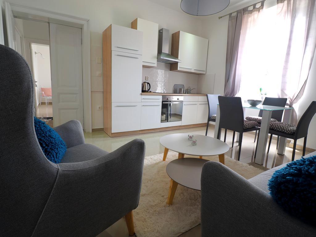 Captain Emo City Apartments بولا المظهر الخارجي الصورة